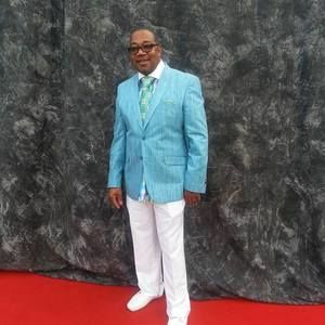 Meet your Posher, Quinton